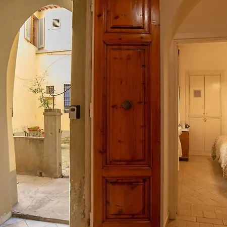 公寓 Casa Medici Riccardi - 50mt Da Piazza Duomo